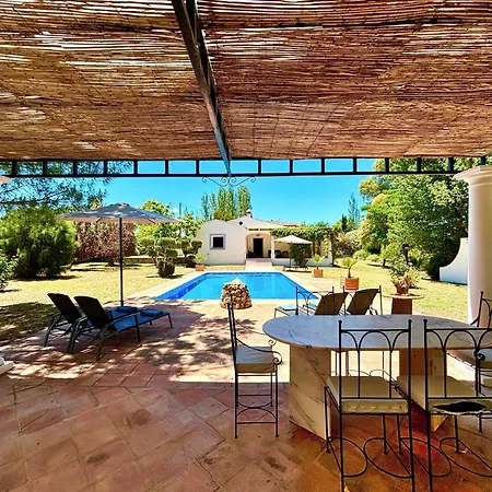 Holiday home Olivos
